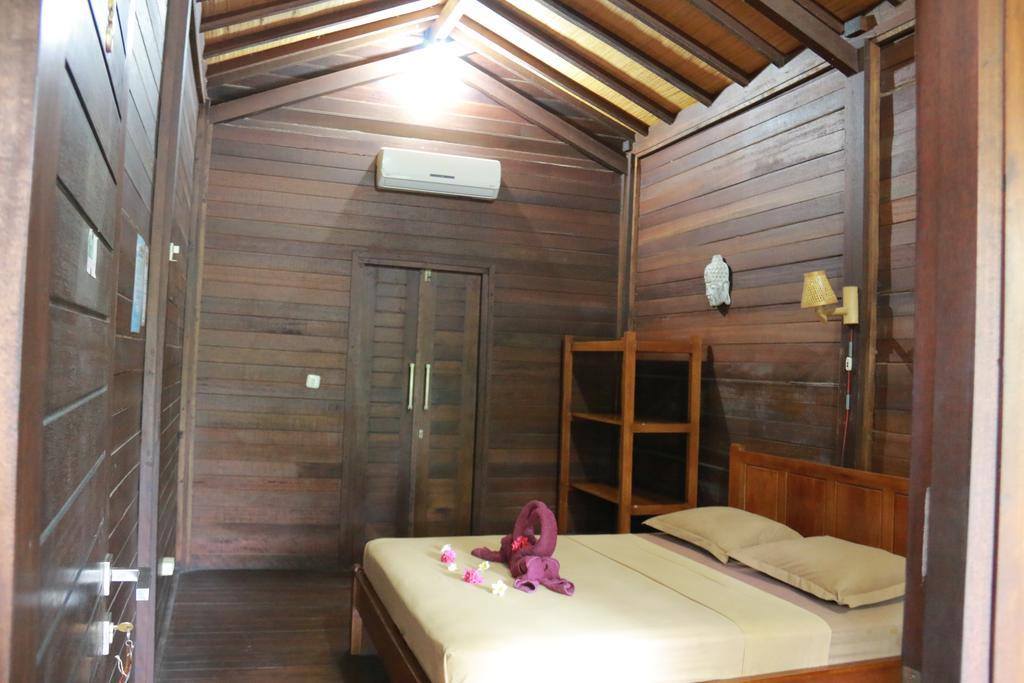 Alexyane Paradise Bungalow Hotel Gili Trawangan Exterior photo