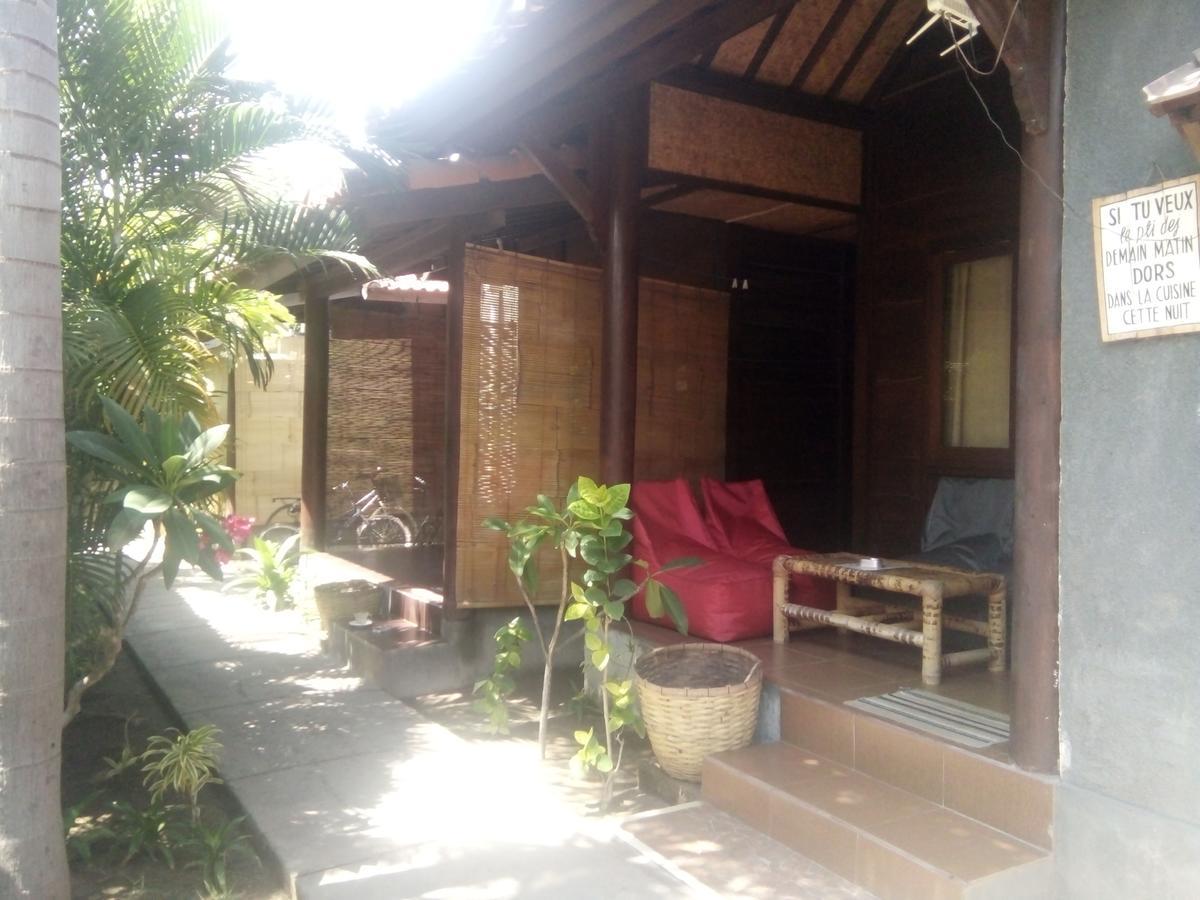 Alexyane Paradise Bungalow Hotel Gili Trawangan Exterior photo