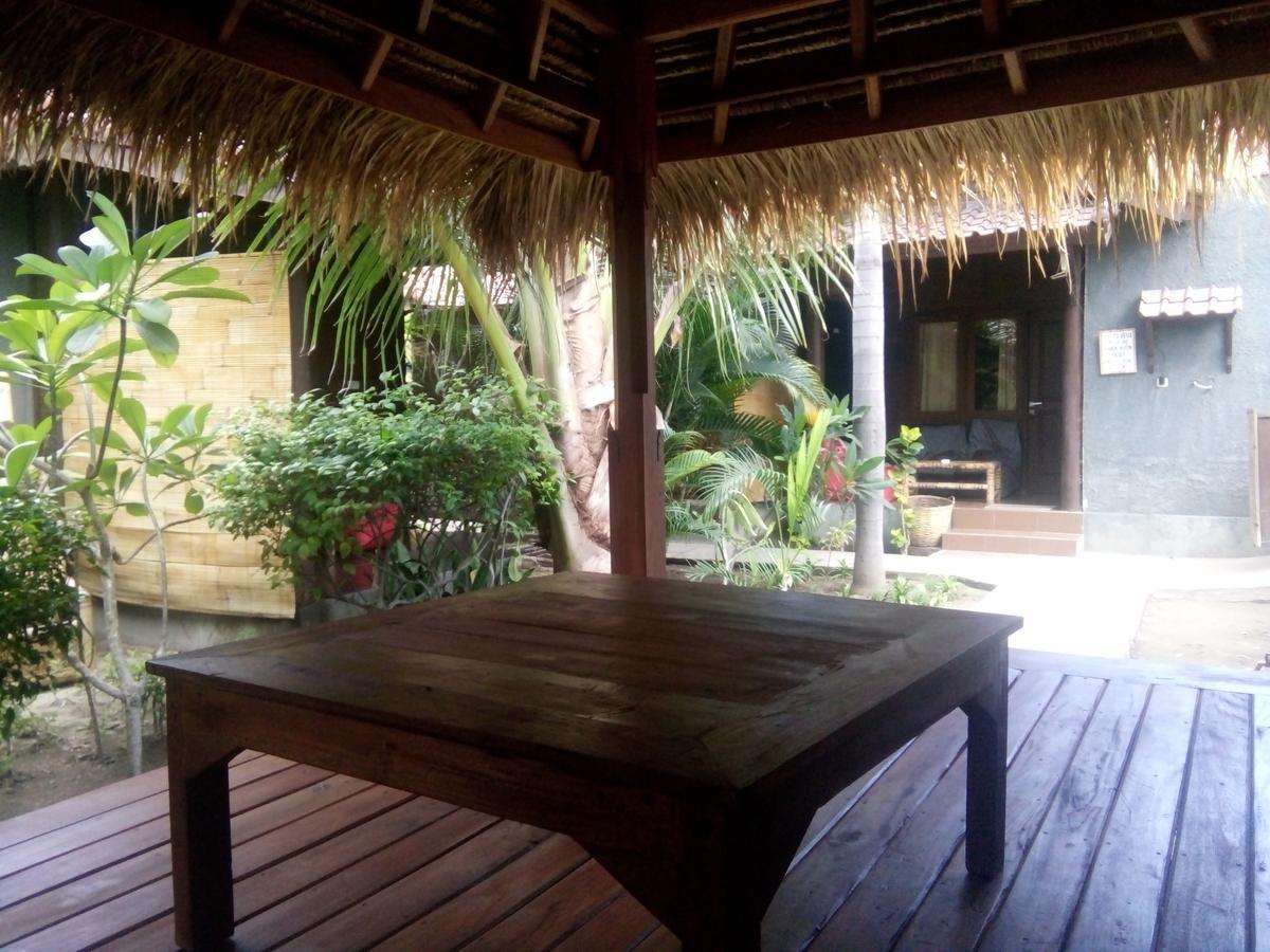 Alexyane Paradise Bungalow Gili Trawangan Exterior photo