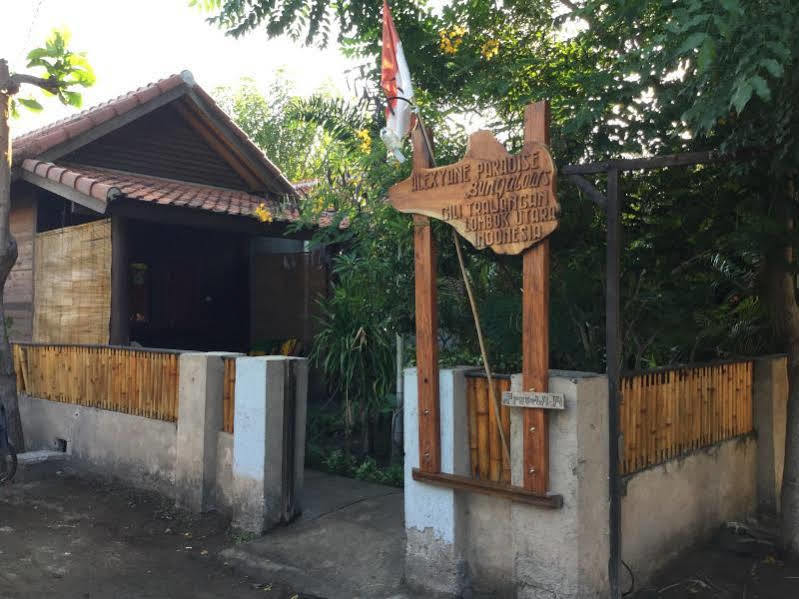 Alexyane Paradise Bungalow Hotel Gili Trawangan Exterior photo