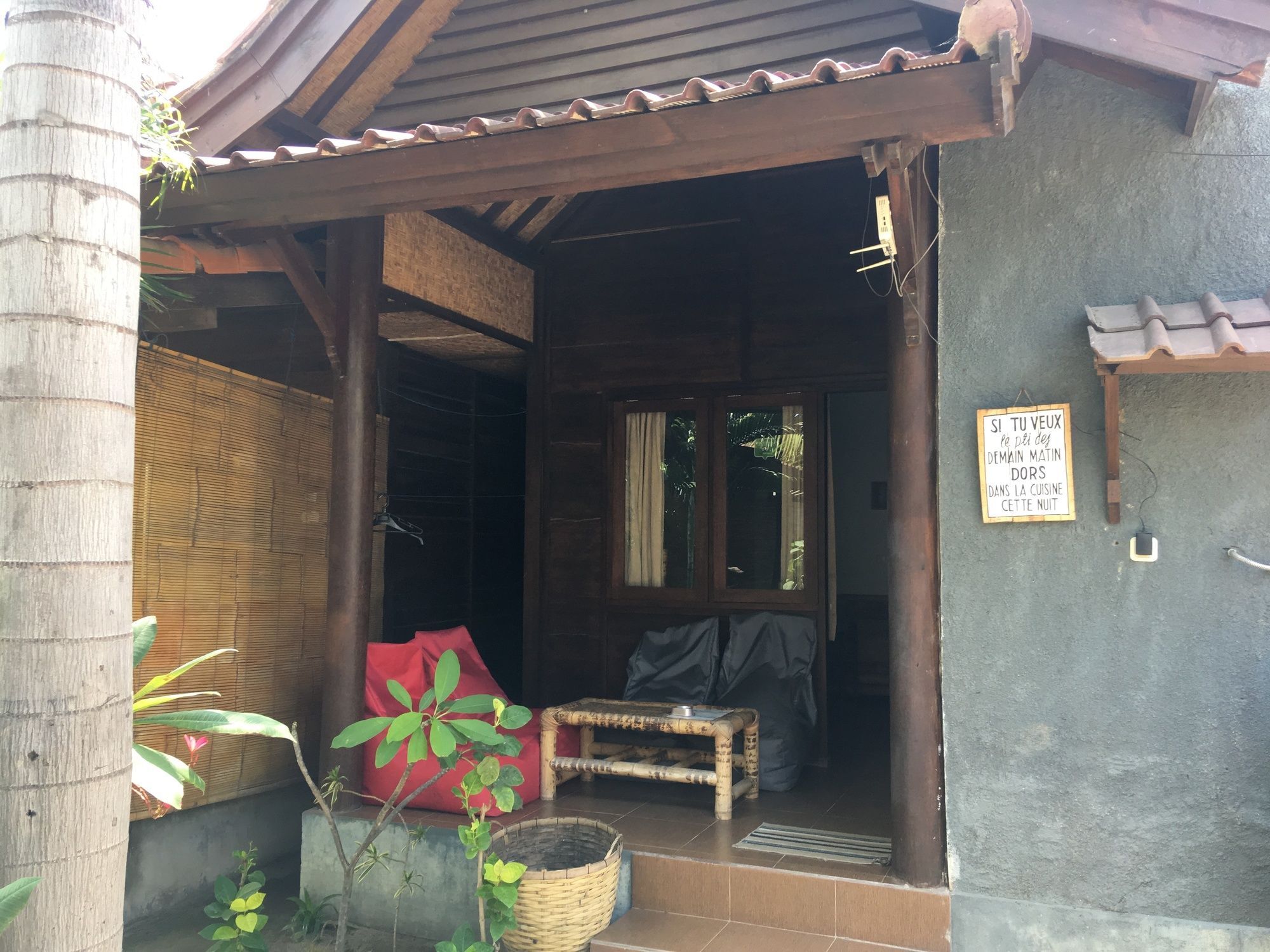 Alexyane Paradise Bungalow Hotel Gili Trawangan Exterior photo